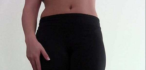 These yoga pants make my ass look amazing JOI